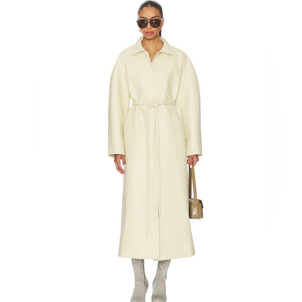 Elegant Cream Women's Coat